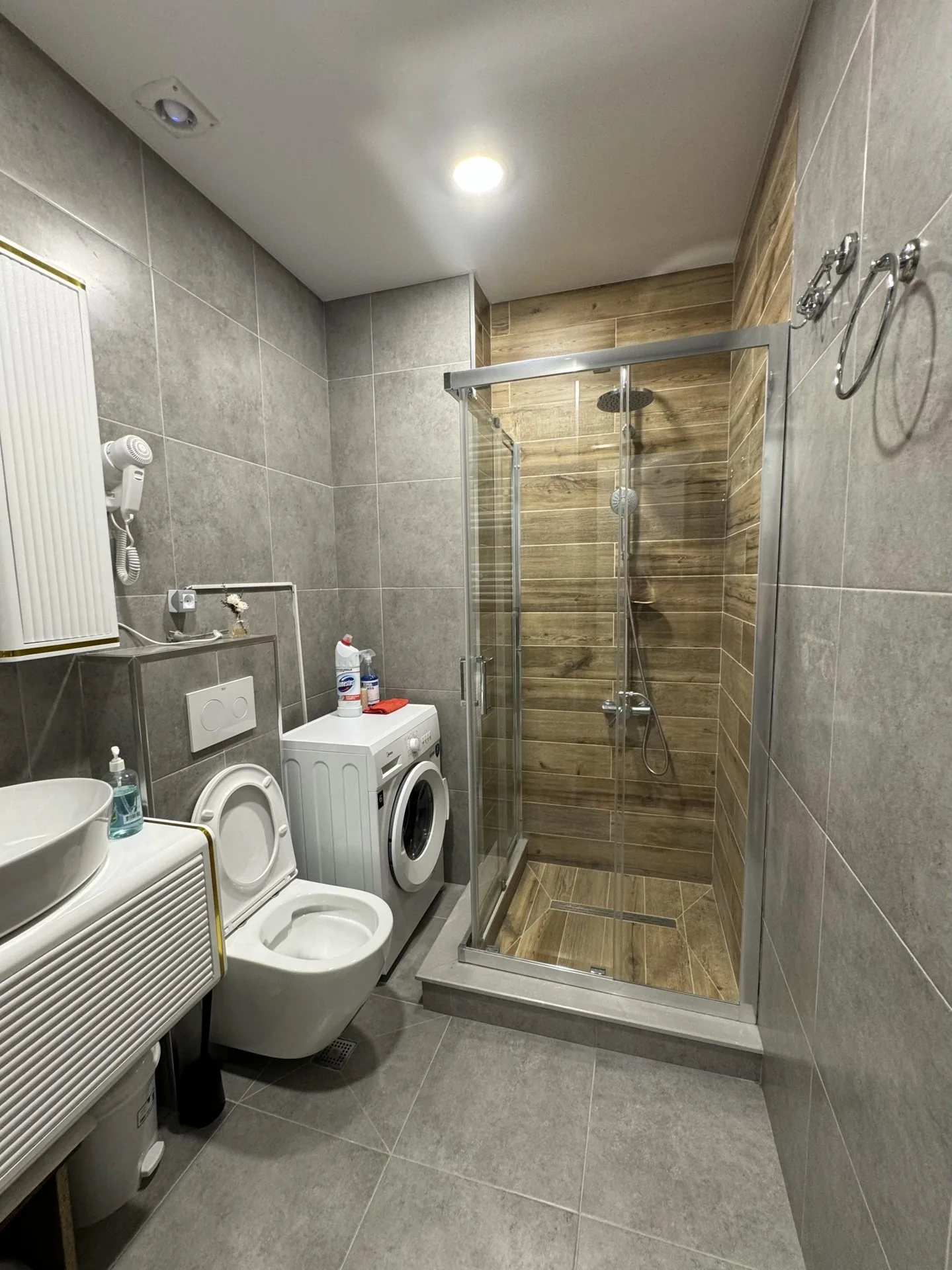 Rejeb Nizharaadze St, 25 · 34 m² · 12/12