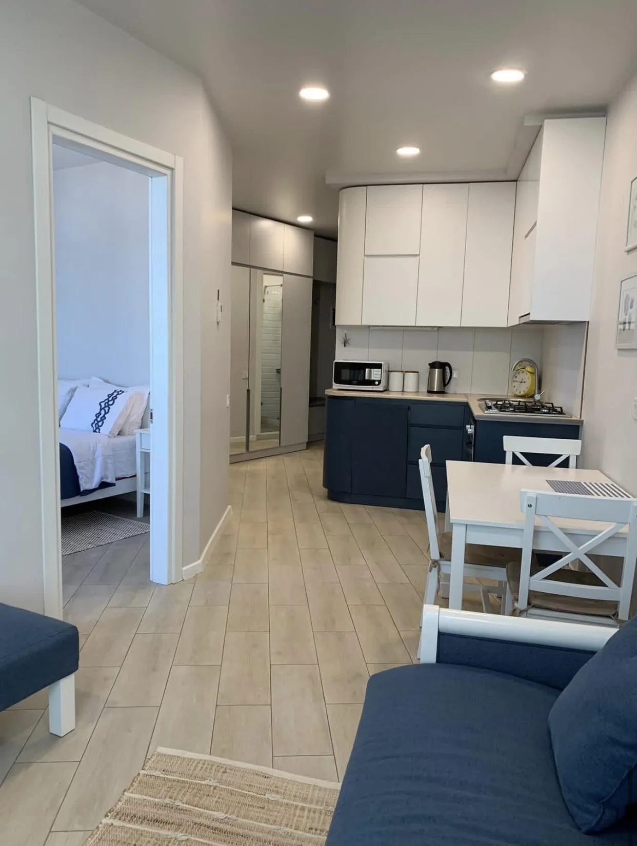 Niko Pirosmani St, 16a · 42 m² · 10/12