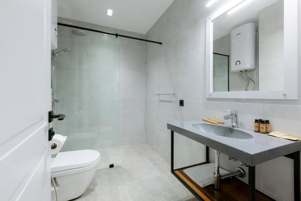 Tamar Mepe Ave, 14 · 44 m² · 6/11