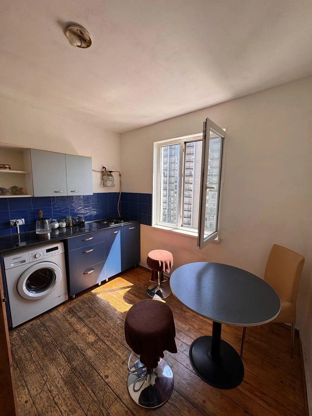 Paata Datuashvili St, 1 · 120.55 m² · 4