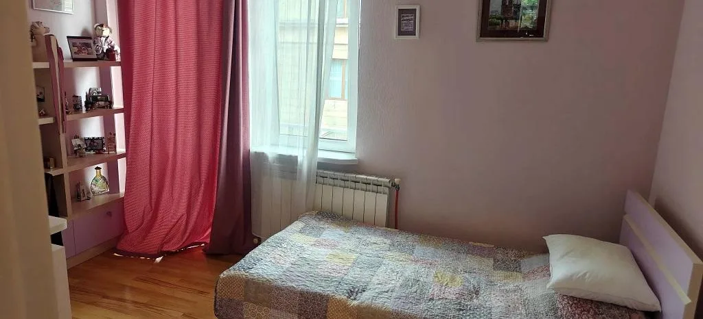 Zakaria Paliashvili St, 110 · 148 m² · 4/12