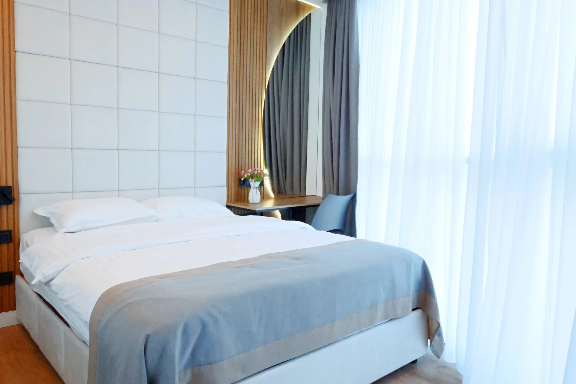 Zhiuli Shartava Ave, 8 · 35.2 m² · 11/12