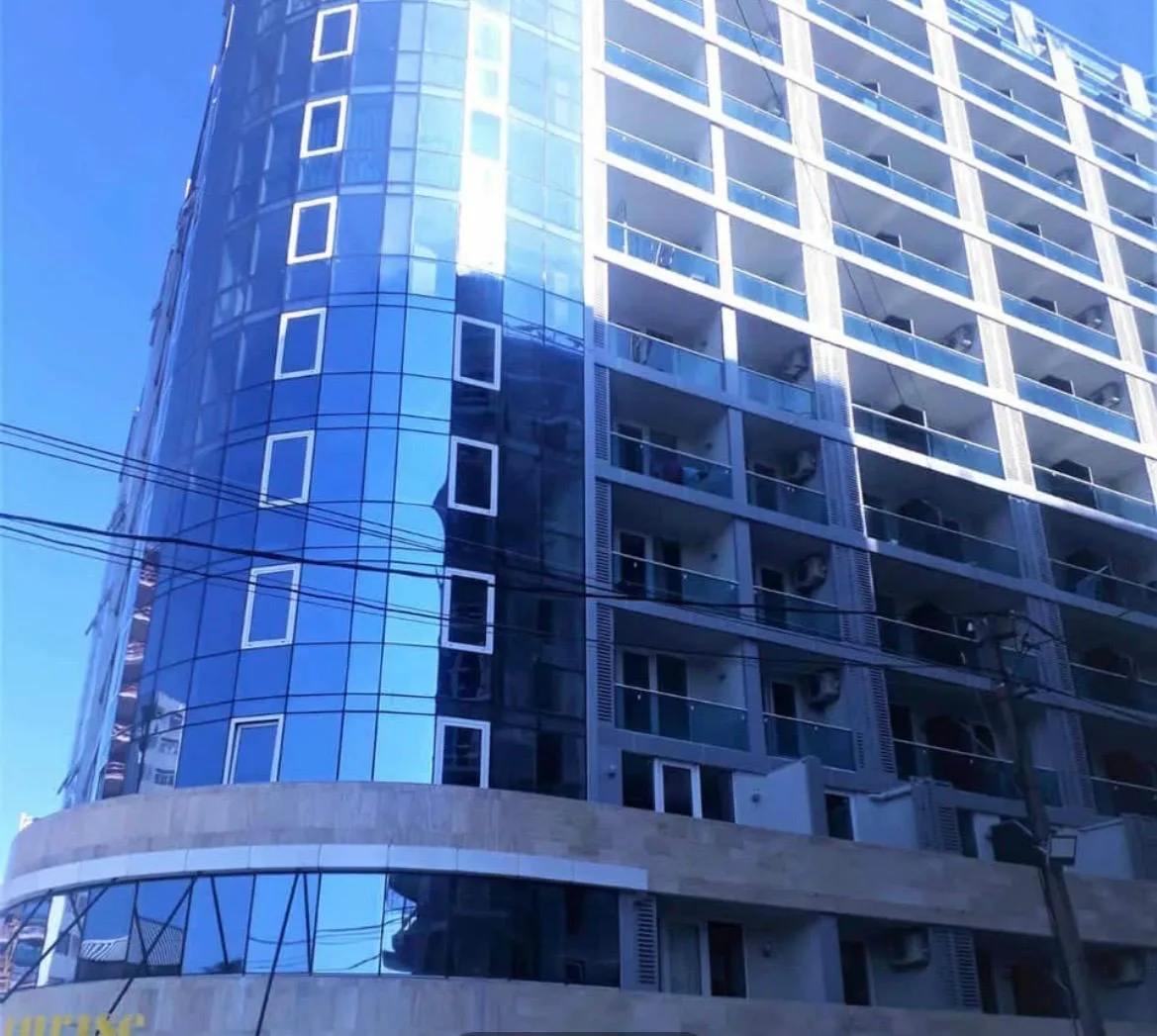 Rejeb Nizharaadze St, 18 · 32 m² · 5/9