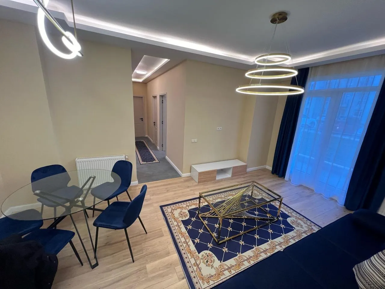 Bob Walsh St, 32 · 80 m² · 5