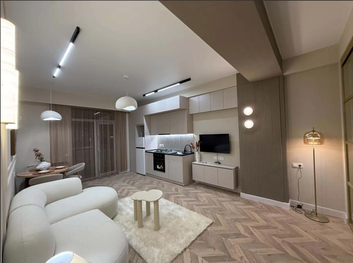 Zhiuli Shartava St, 43 · 67 m² · 2/12