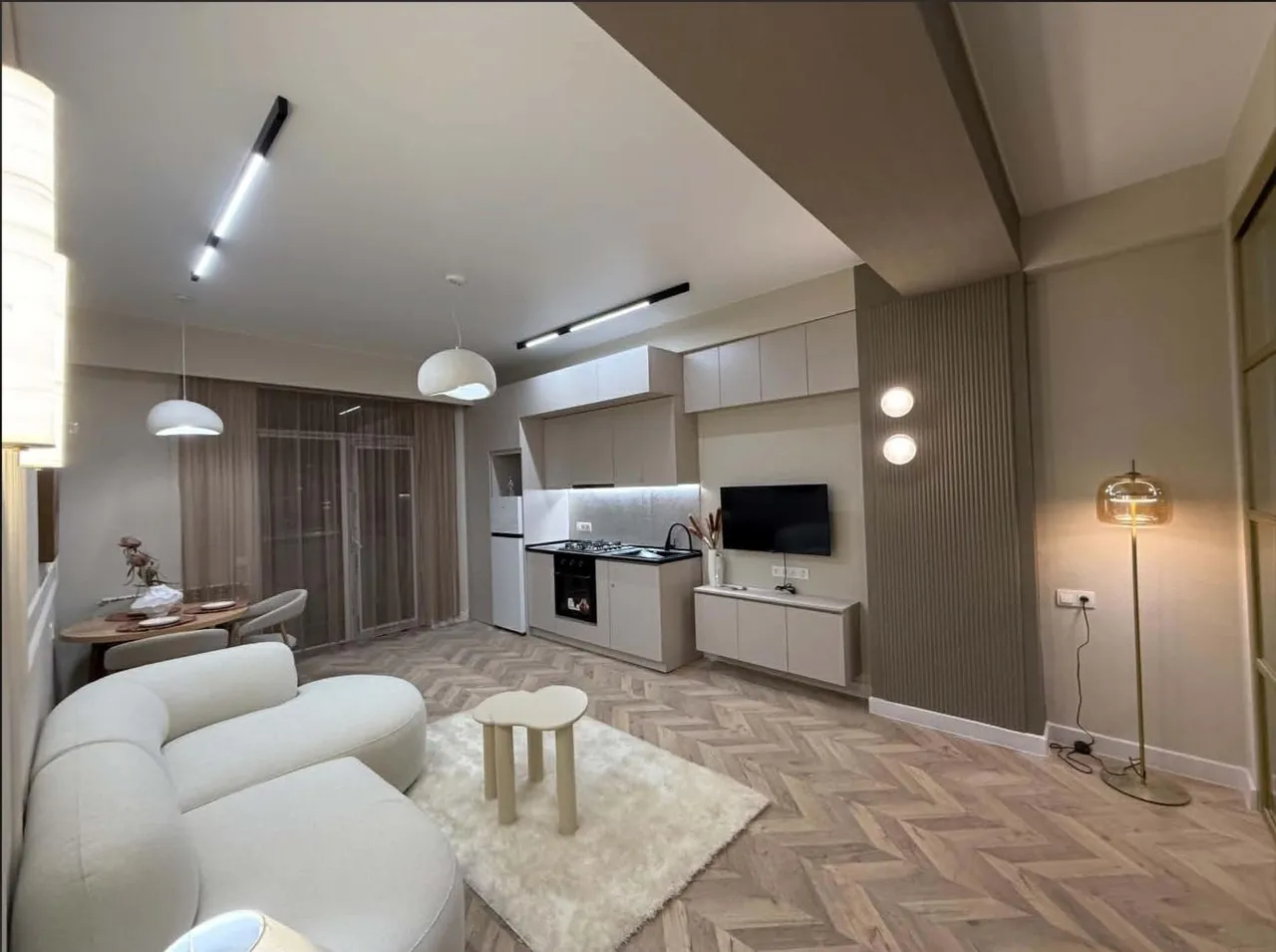 Zhiuli Shartava St, 43 · 67 m² · 2