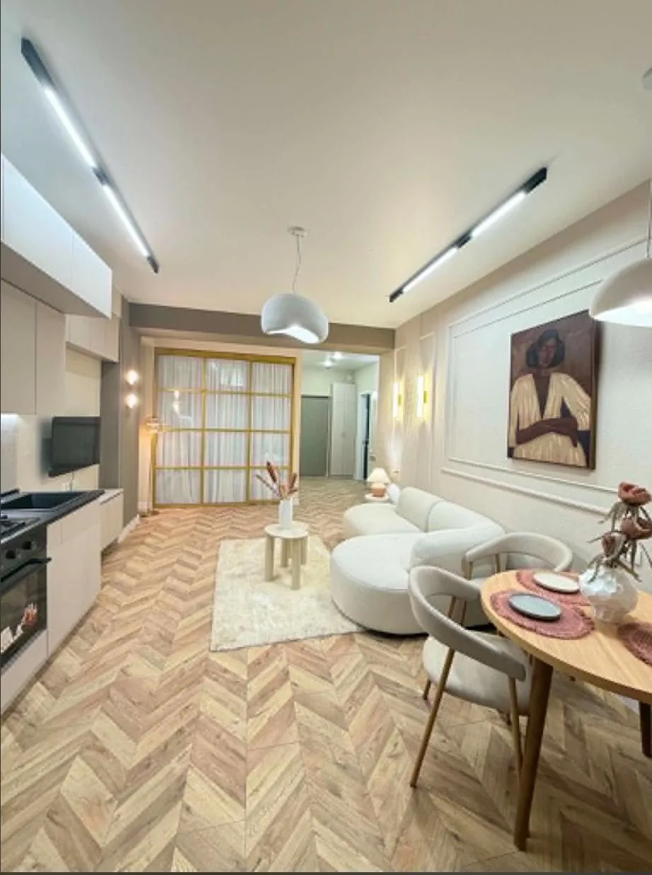 Zhiuli Shartava St, 43 · 67 m² · 6/12