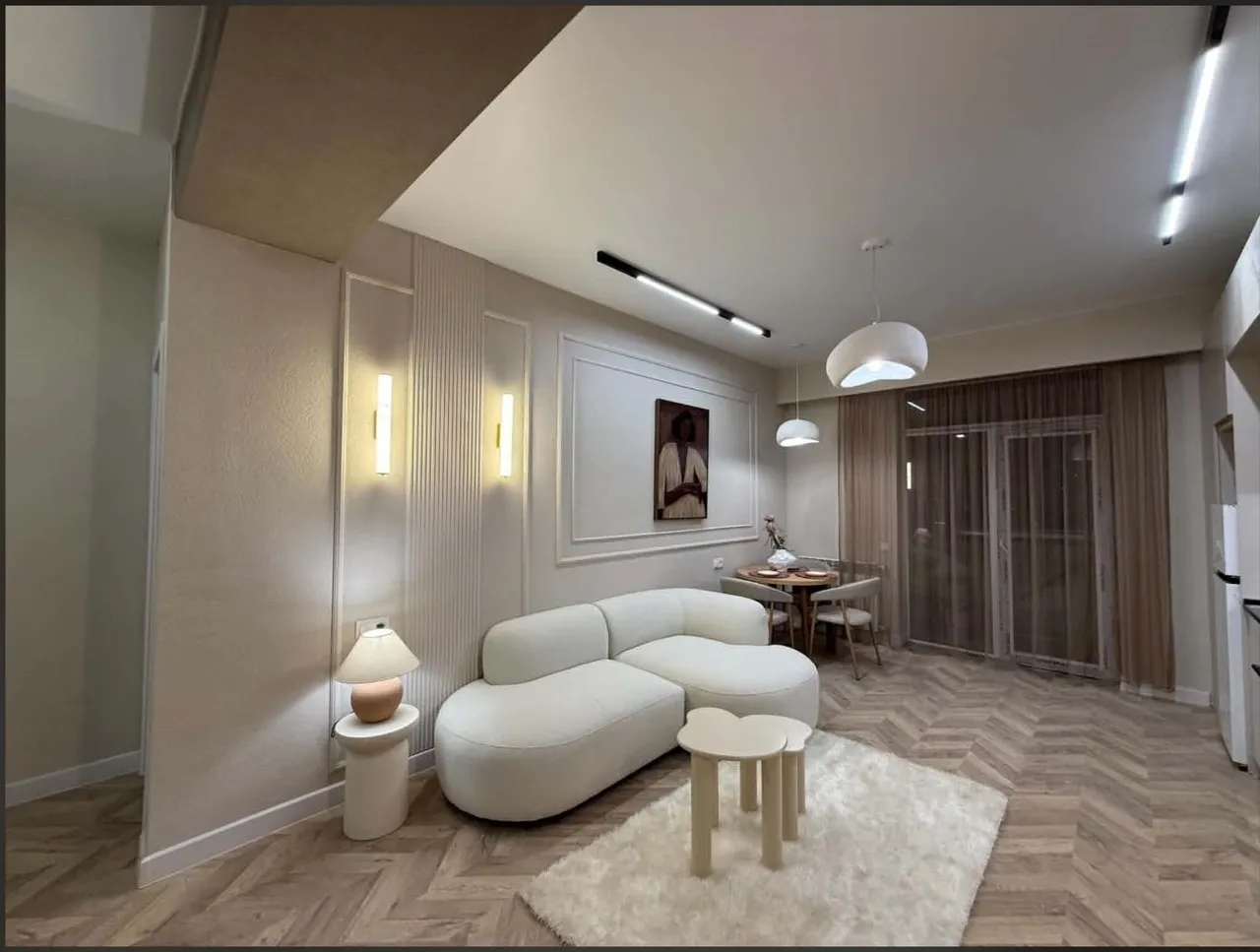 Zhiuli Shartava St, 43 · 67 m² · 10