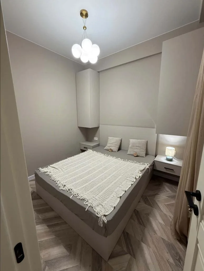 Zhiuli Shartava St, 43 · 67 m² · 12/12