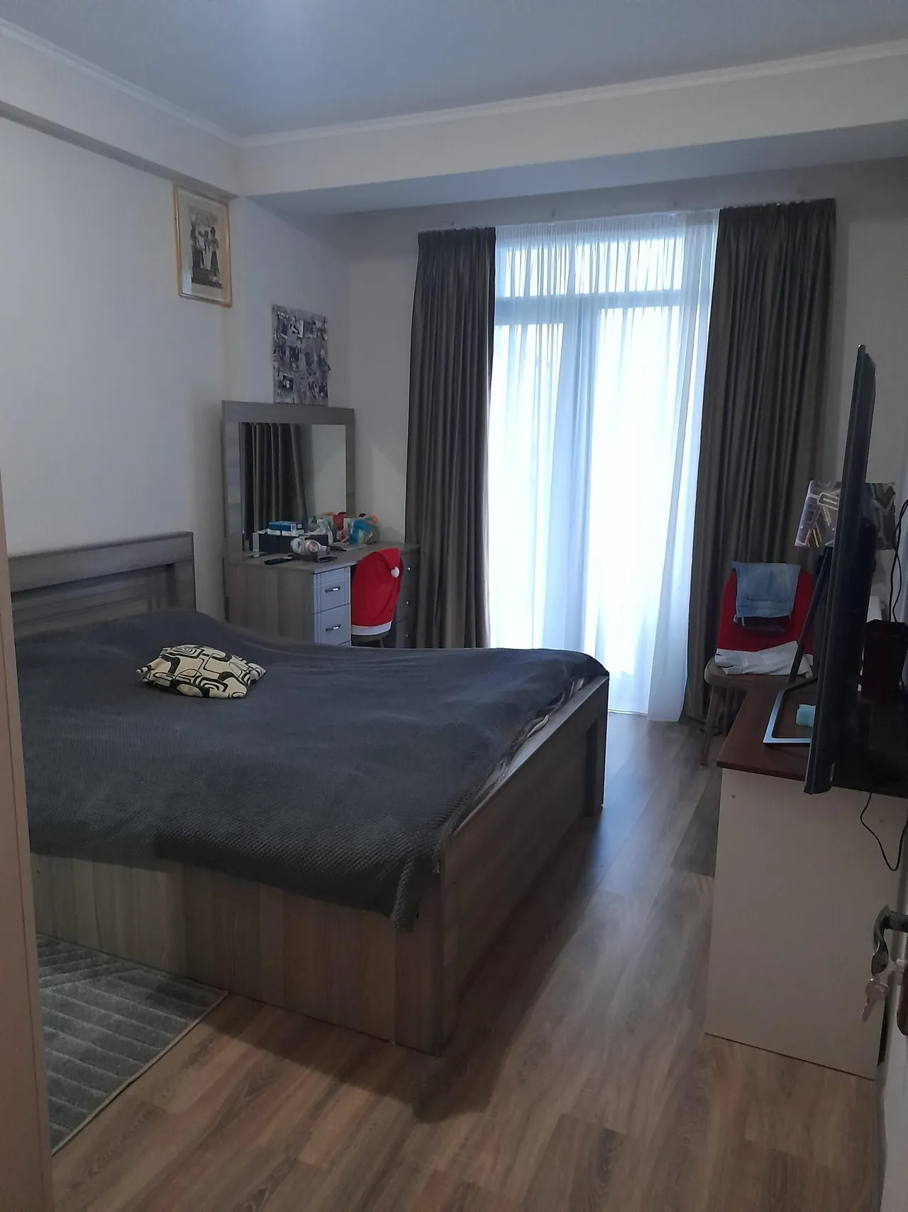 Givi Zhvania St, 23 · 70 m² · 11