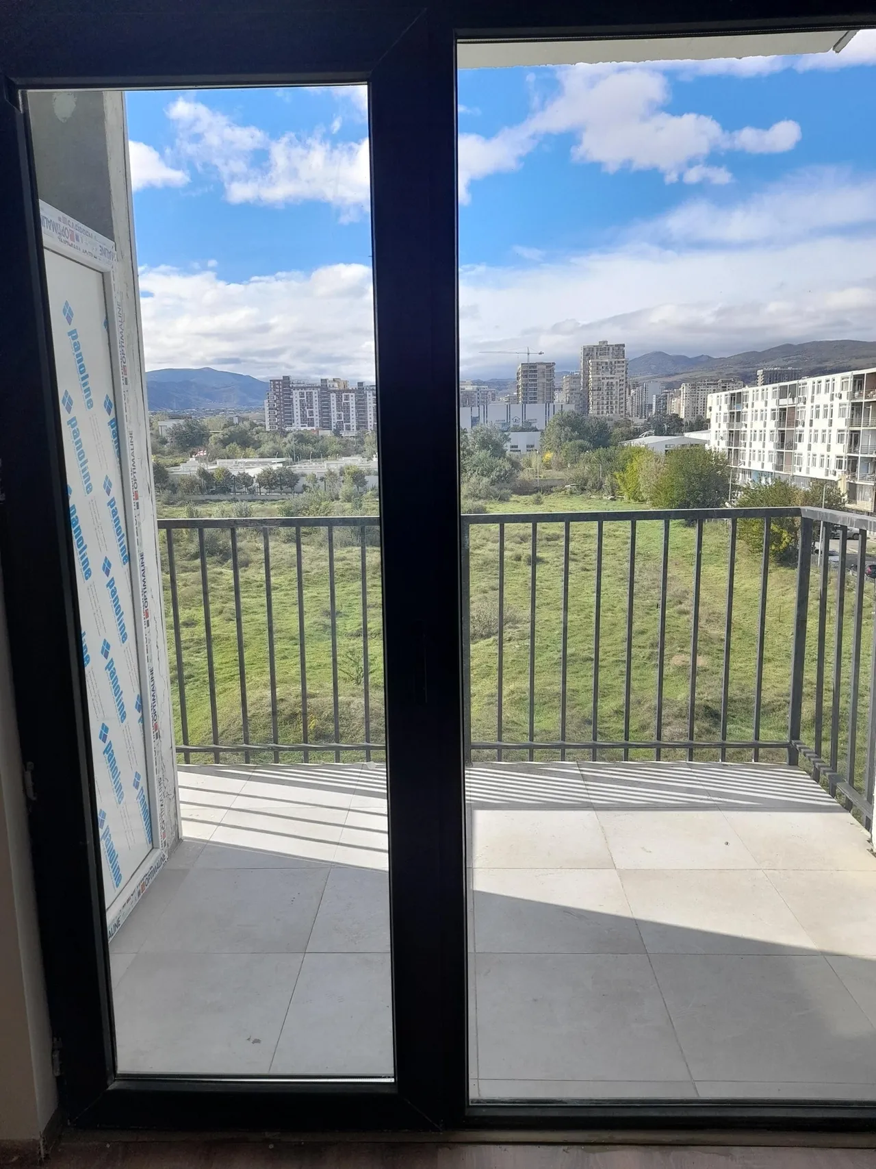 Givi Zhvania St, 23 · 70 m² · 12