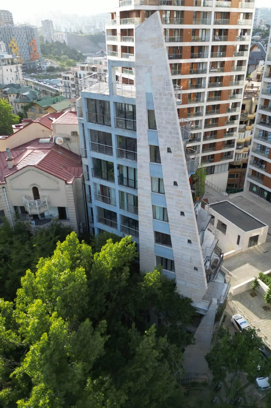 Nino Ramishvili St, 5g · 345 m² · 3