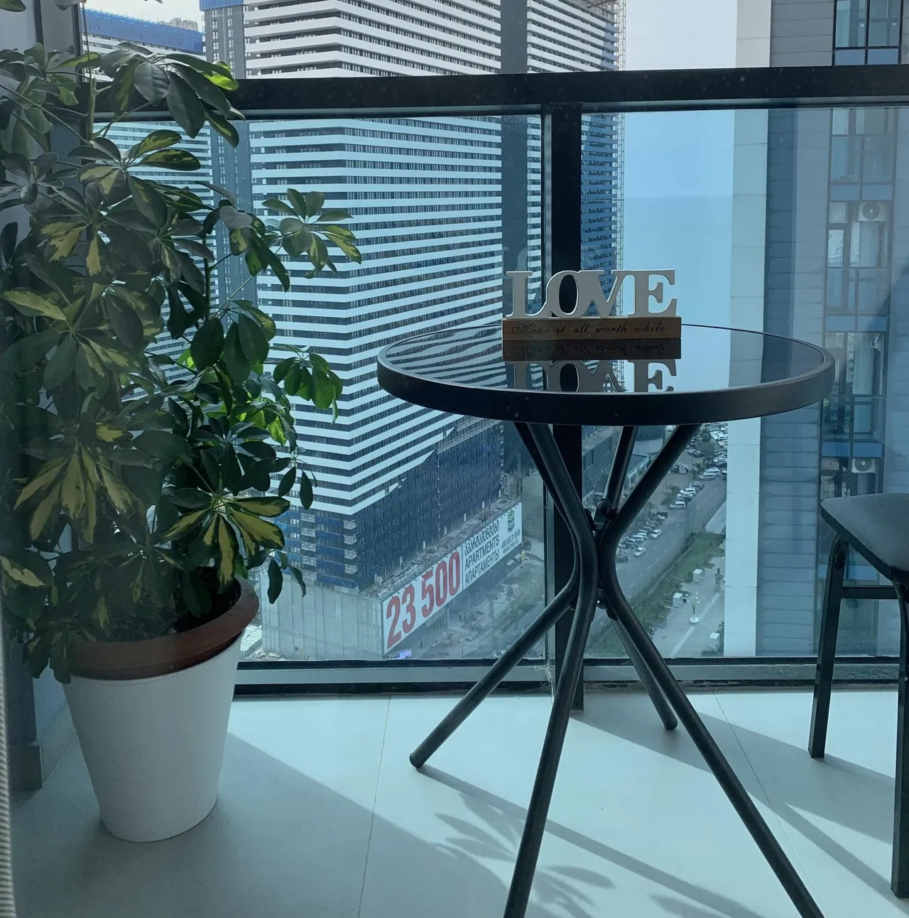 Zhiuli Shartava Ave, 10 · 42 m² · 5