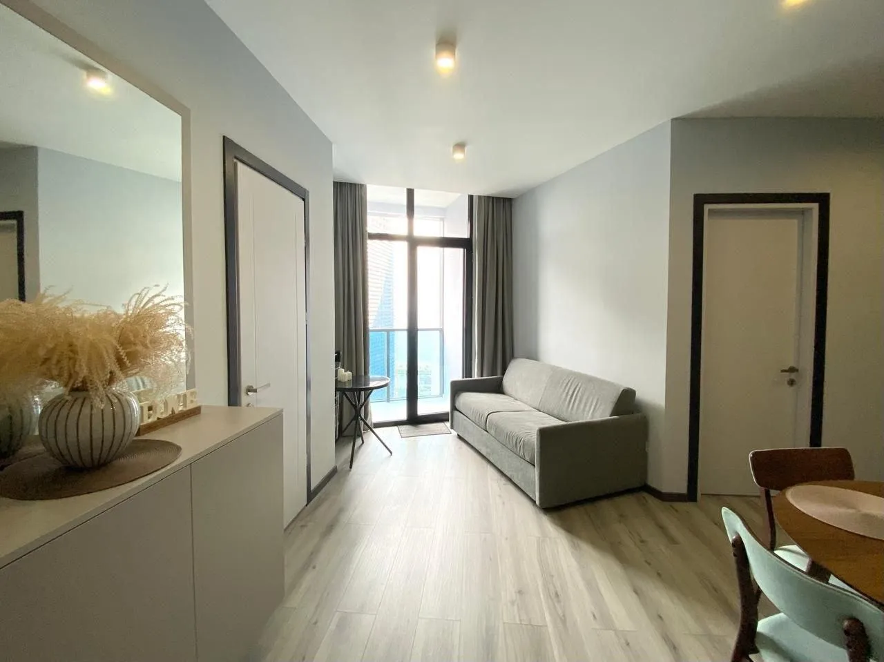 Zhiuli Shartava Ave, 10 · 42 m² · 10