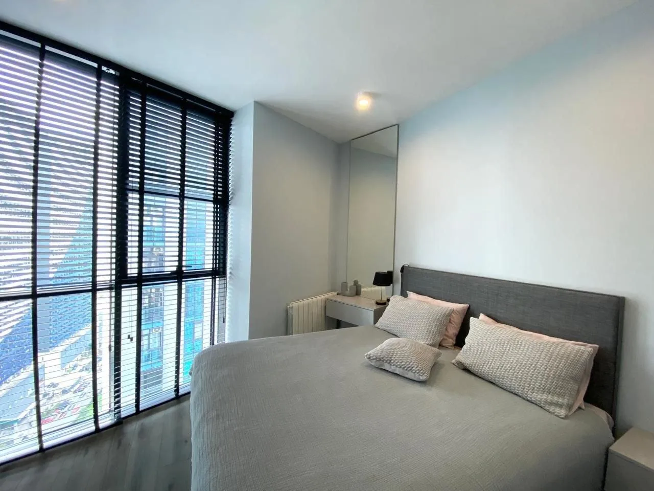 Zhiuli Shartava Ave, 10 · 42 m² · 12/12