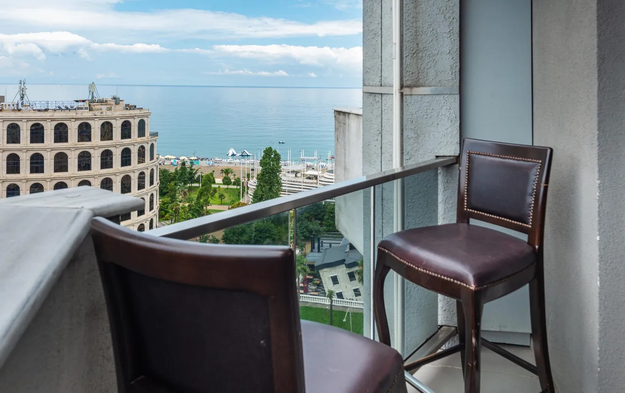Sherif Khimshiashvili St, 15 · 33 m² · 11