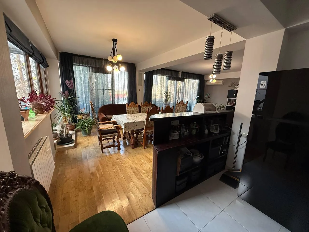 Mtskheta Exit, 13 · 240 m² · 5