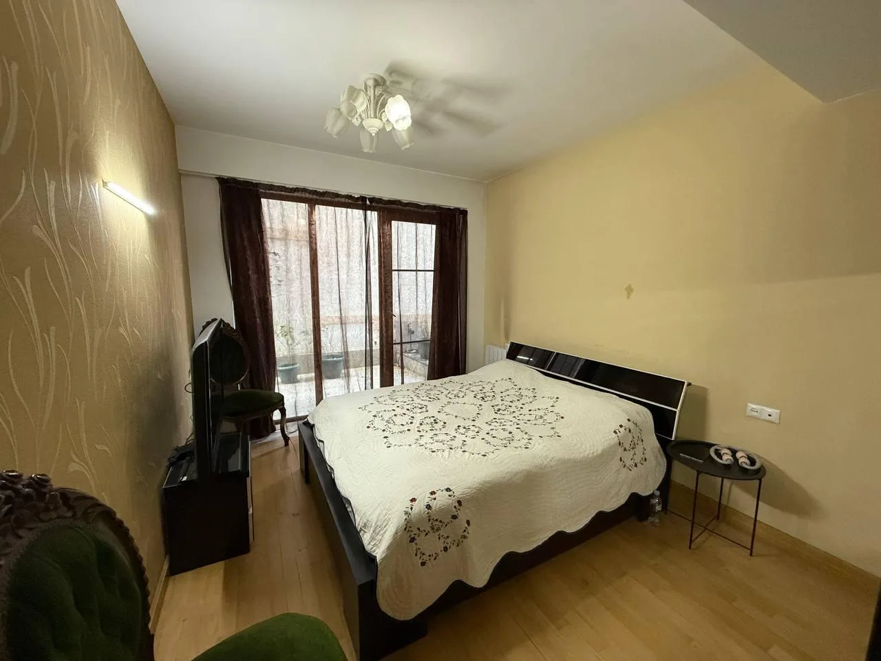 Mtskheta Exit, 13 · 240 m² · 8/12