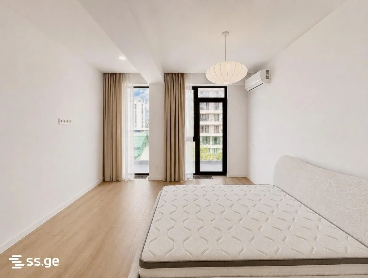 Giorgi Guramishvili Lane, 13a · 202 m² · 8/12
