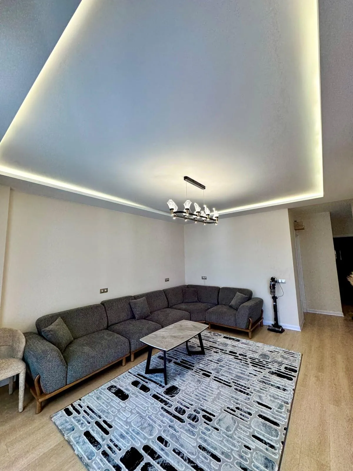 Angisa 1st Lane, 41a · 83.2 m² · 3/12