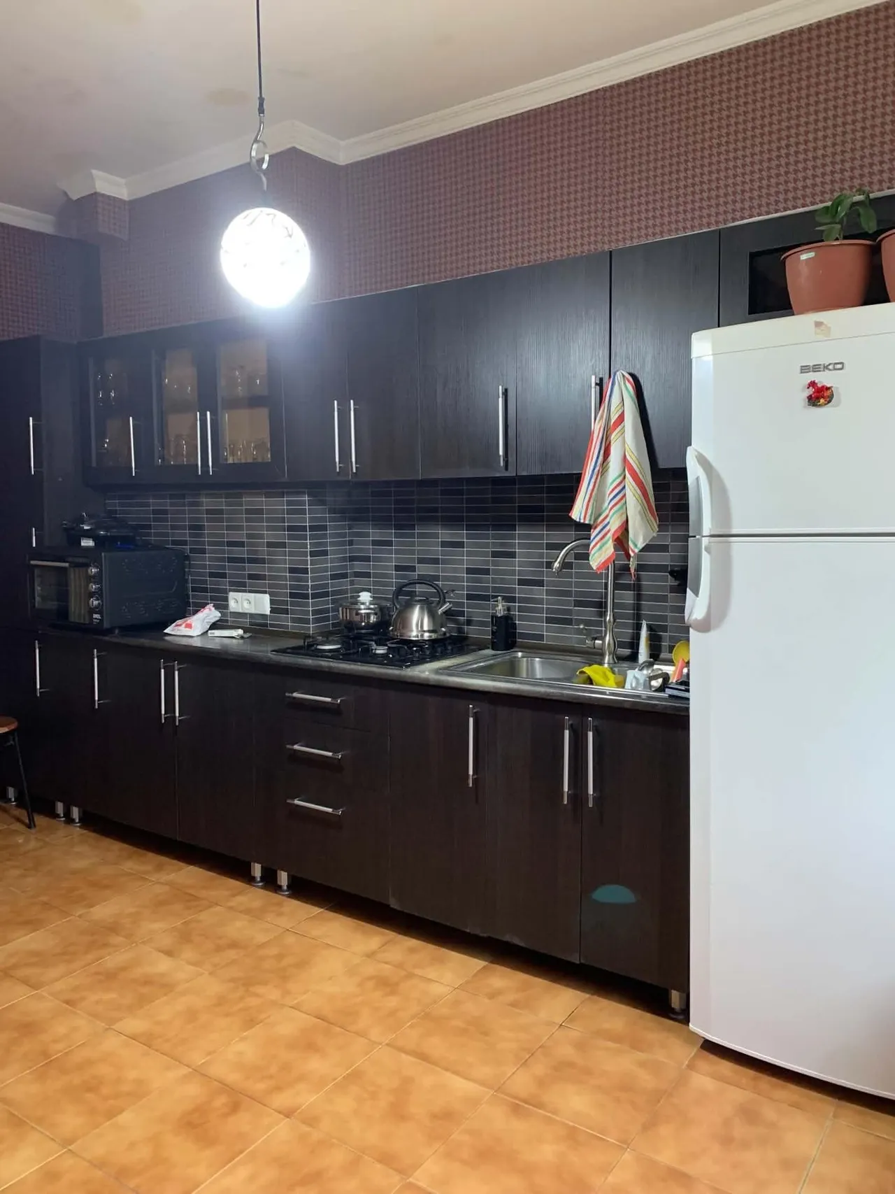 Besarion Zhghenti St, 63 · 95 m² · 8
