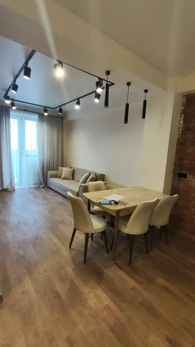 3-room, 80 m² · 18/18 floor