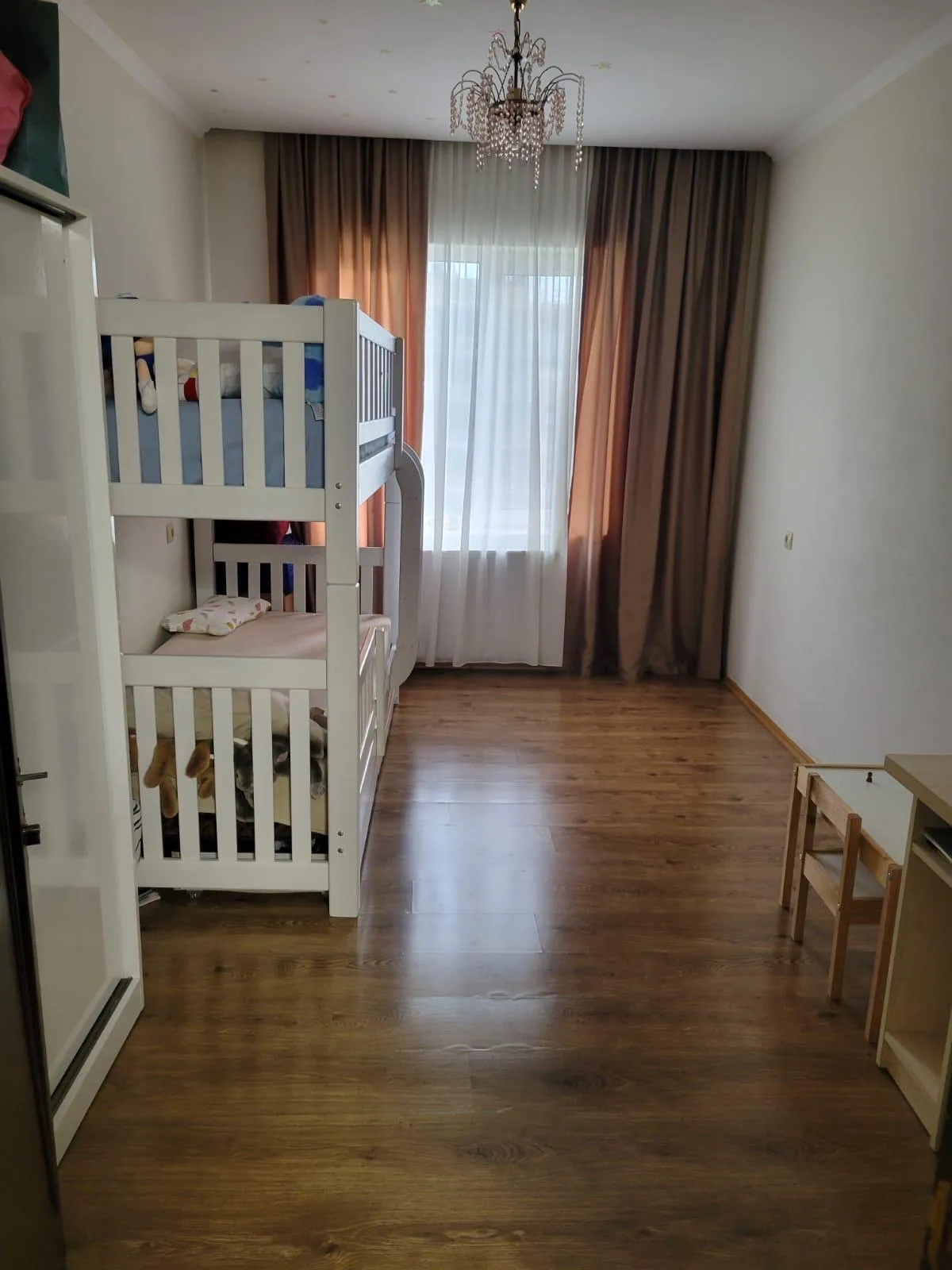 Spiridon Virsaladze St, 10 · 90 m² · 5