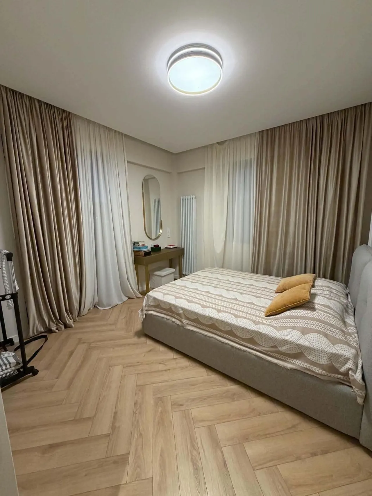 Leo Kvachadze St, 19 · 100 m² · 4