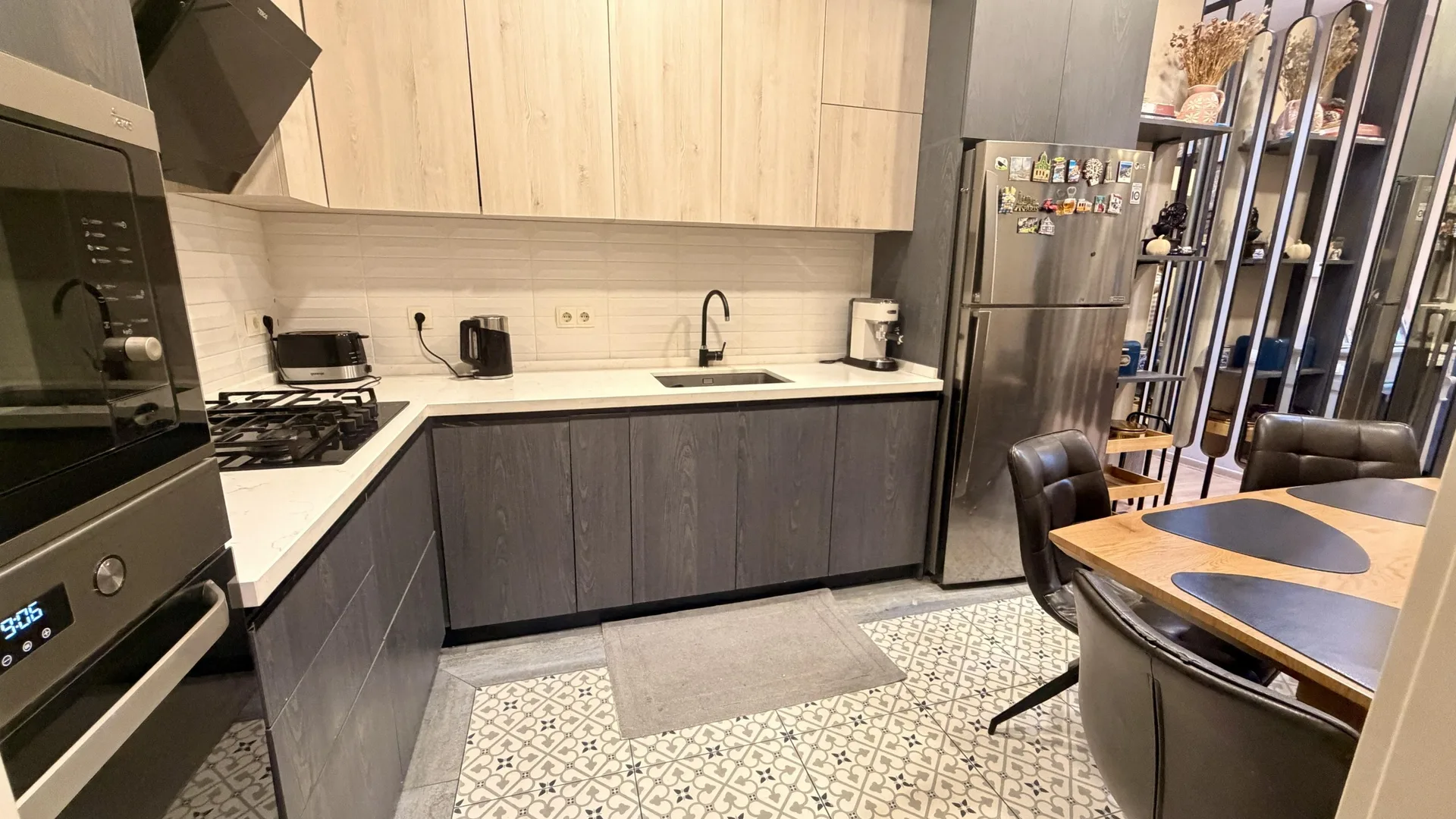 Peter Kavtaradze St, 20d · 107 m² · 5/12