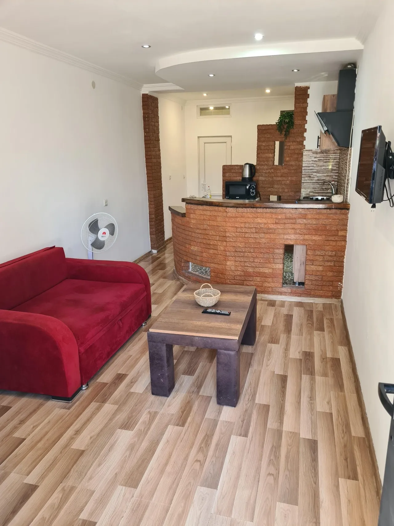 Nodar Bokhua St, 5 · 23 m² · 10
