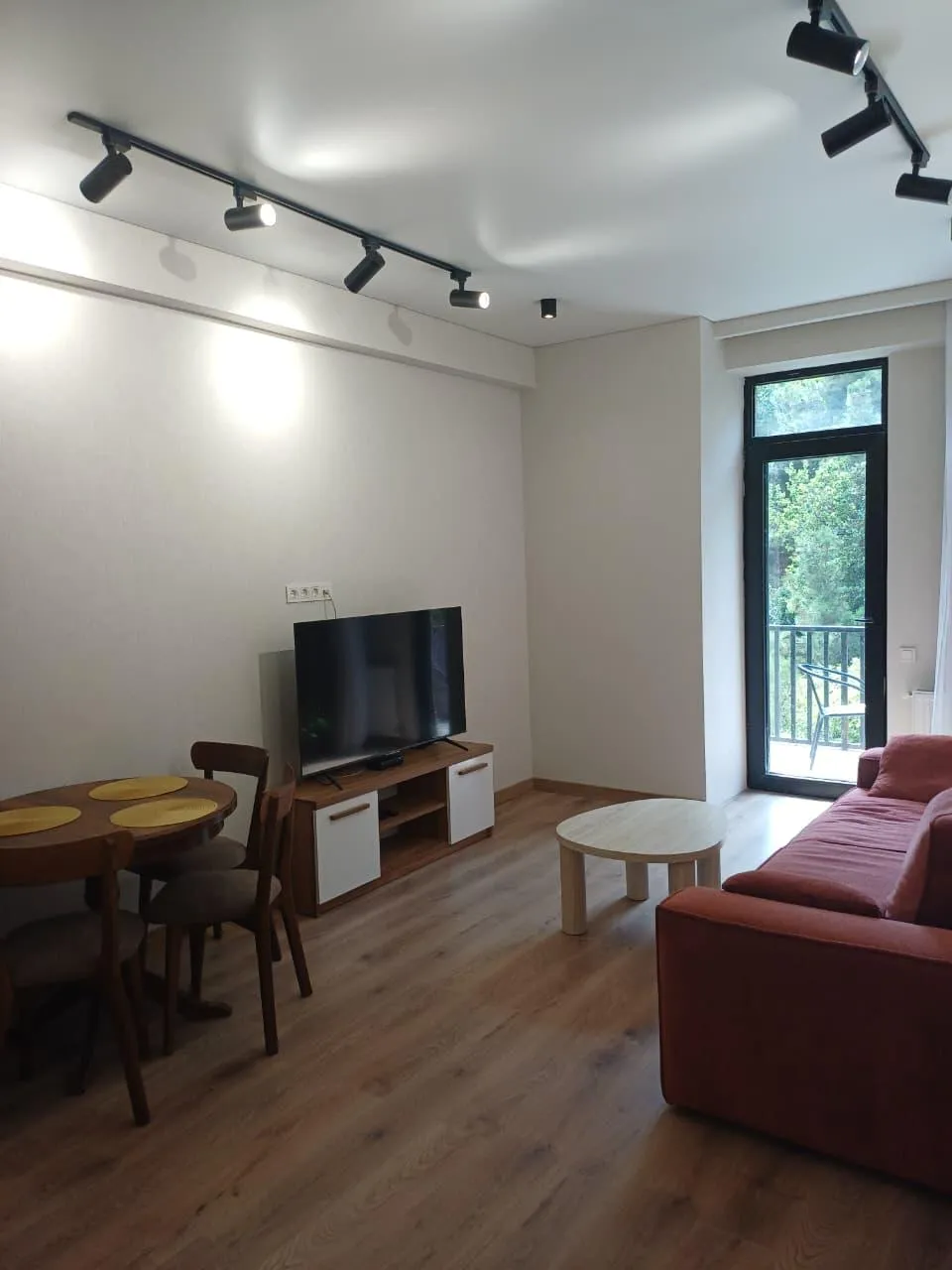 Amberki Tabidze St, 43 · 49.15 m²