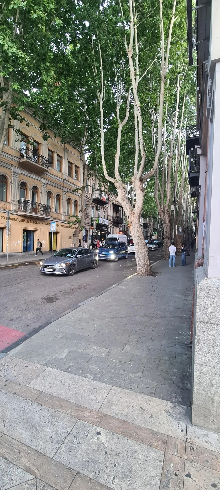 Beglar Akhospireli 3rd Dead End, 5 · 23 m² · 3