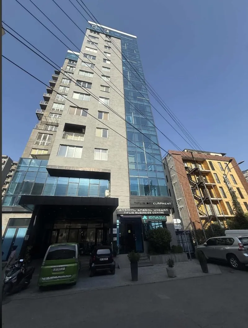 Andria Apakidze St, 5 · 48 m² · 12