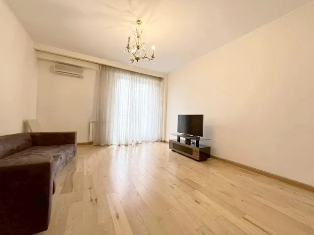 Vazha-Pshavela Ave, 71 · 106 m²