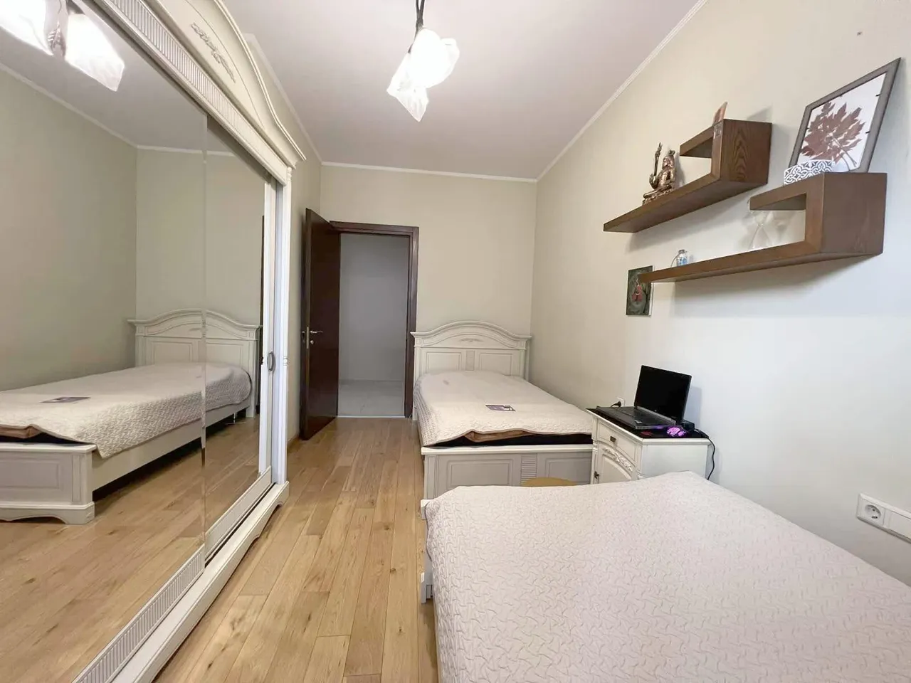 Vazha-Pshavela Ave, 71 · 106 m² · 8
