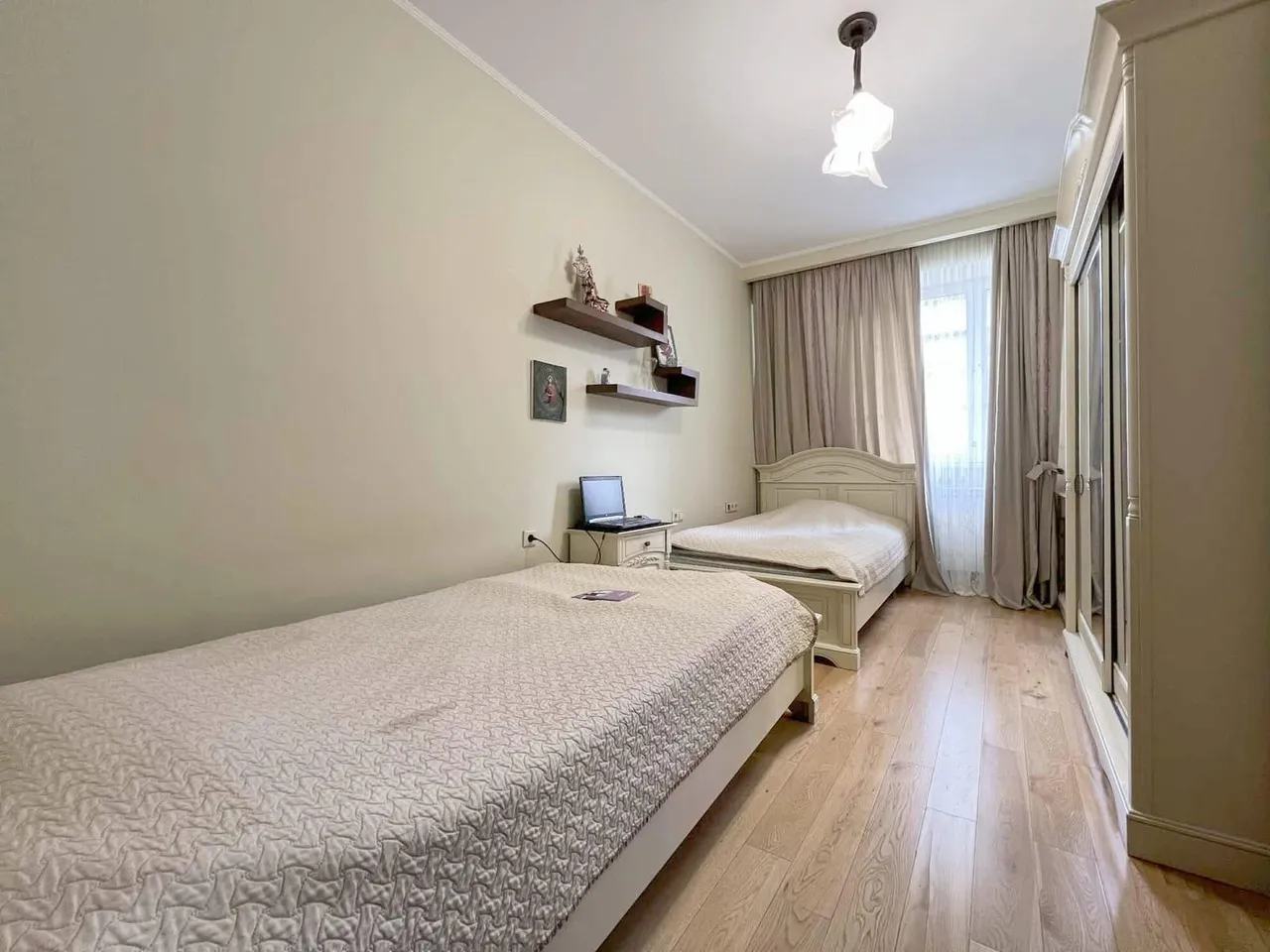 Vazha-Pshavela Ave, 71 · 106 m² · 9
