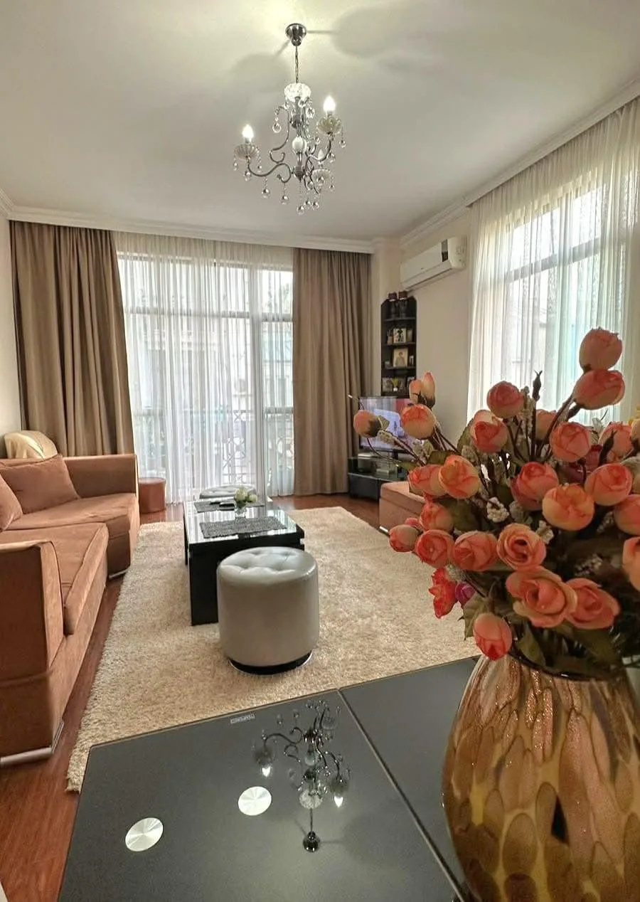 Shota Rustaveli St, 15 · 66.1 m² · 2/12