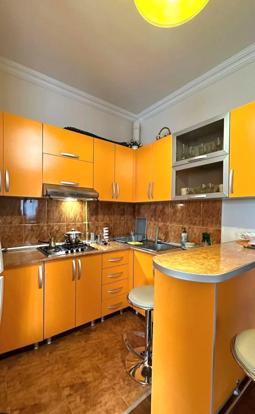 Shota Rustaveli St, 15 · 66.1 m² · 11/12
