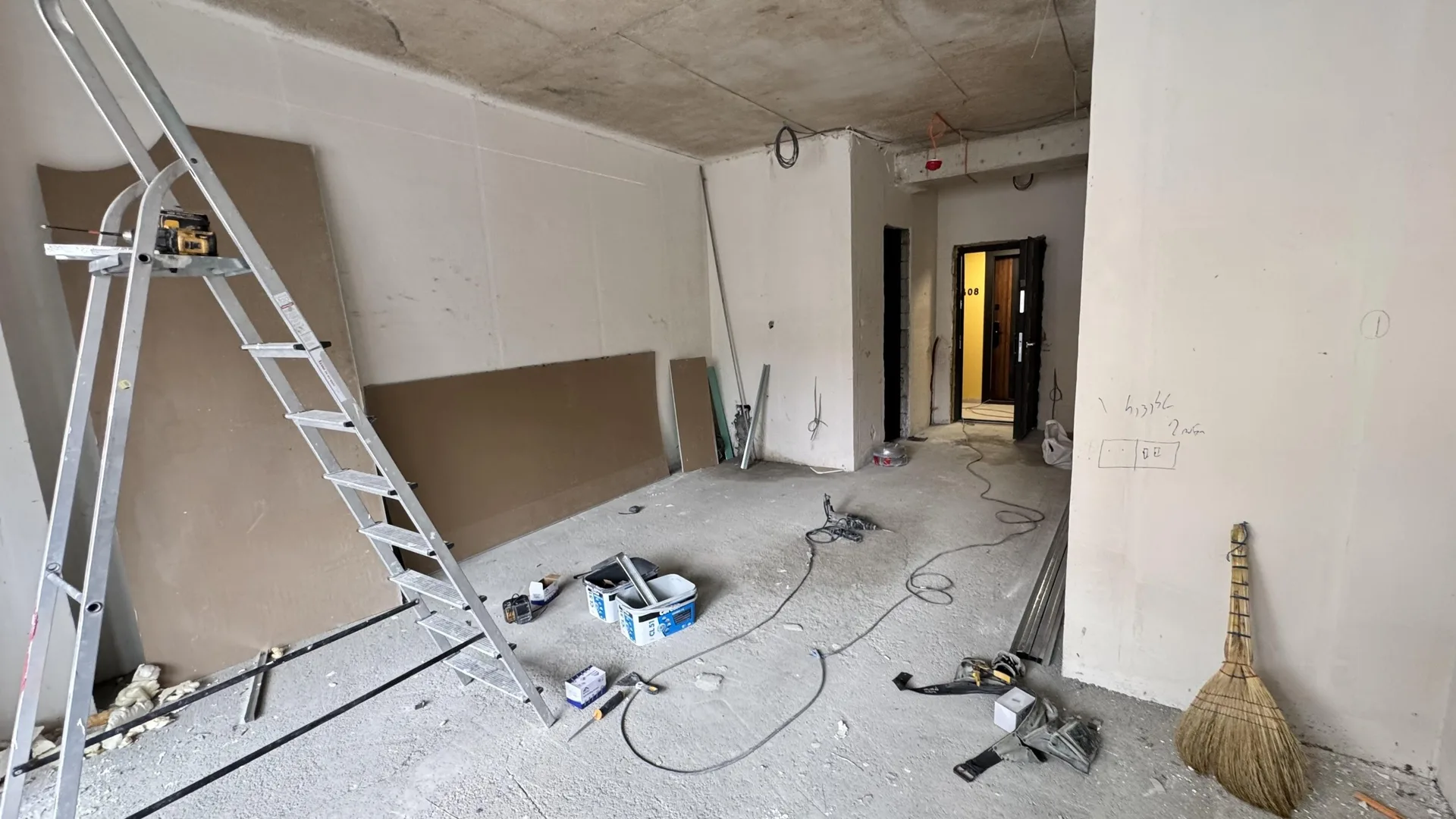 Tbel Abuseridze St, 21 · 44.4 m² · 2/6