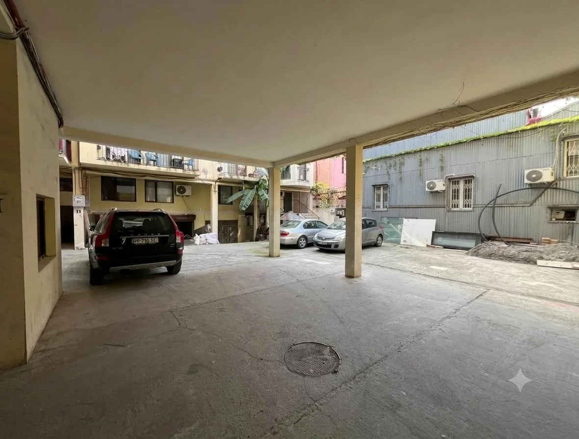 Kote Marjanishvili St, 10 · 130.9 m² · 10/10