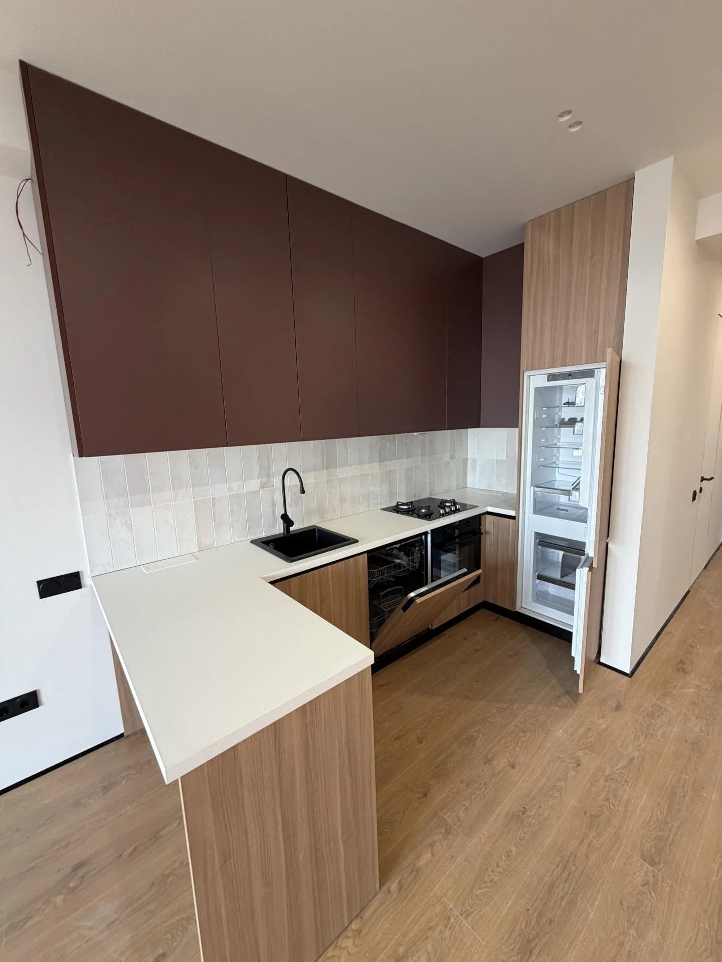 Anna Politkovskaia St, 12 · 61 m² · 3/12