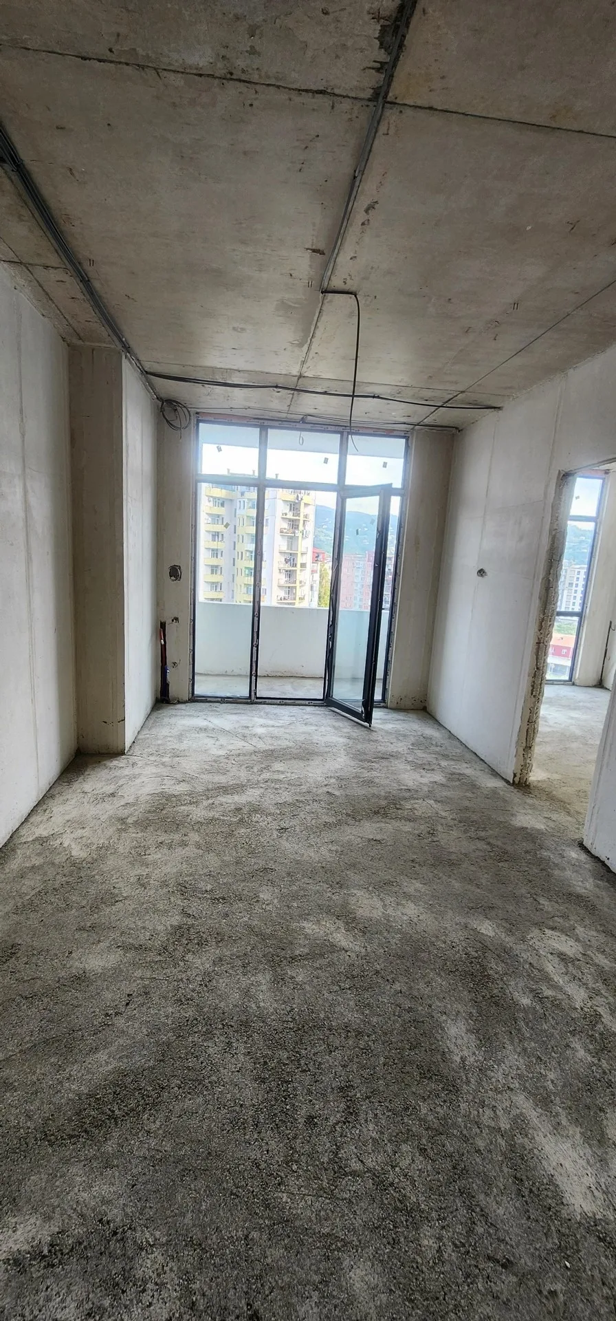 Zhiuli Shartava Ave, 30 · 40 m² · 1/8