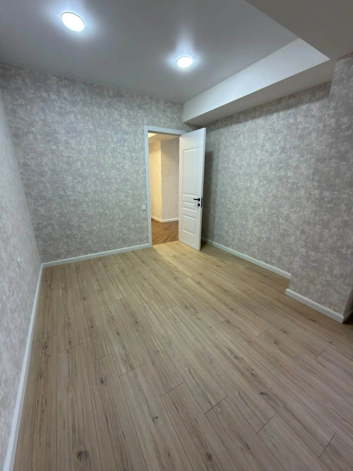 Demetre Tavdadebuli Street · 75 m² · 4/12