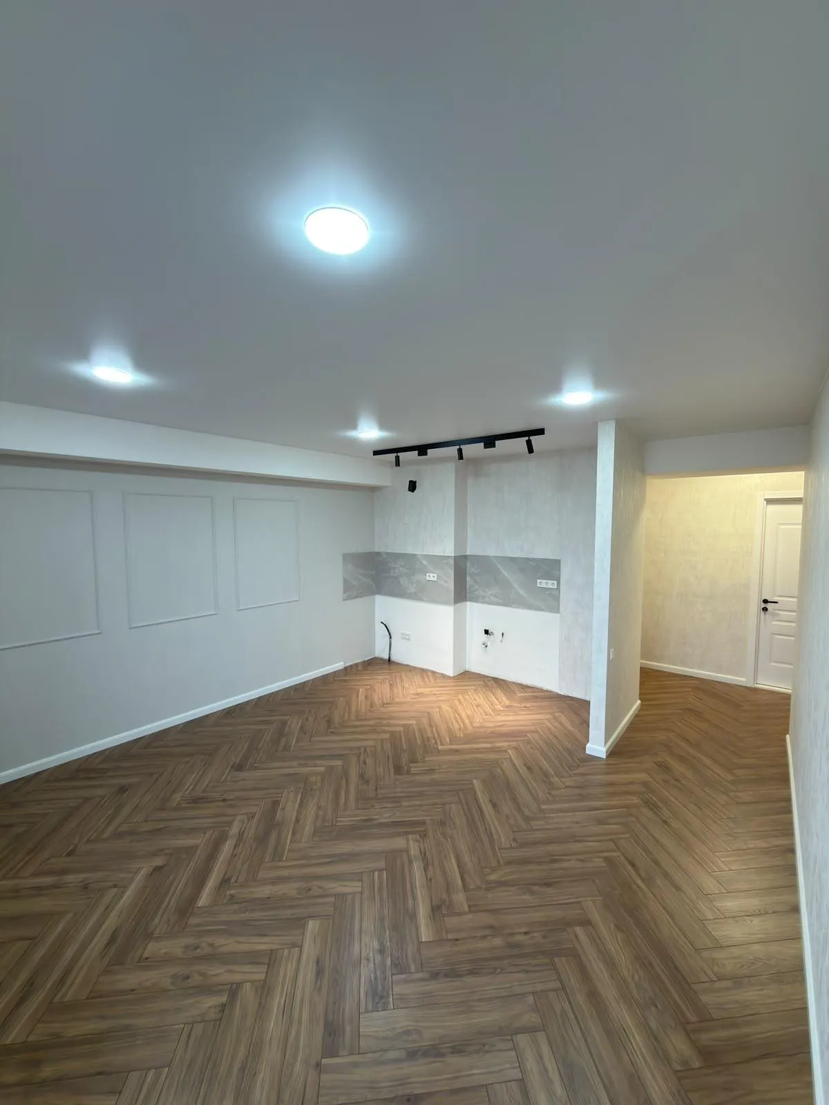Demetre Tavdadebuli Street · 75 m² · 6