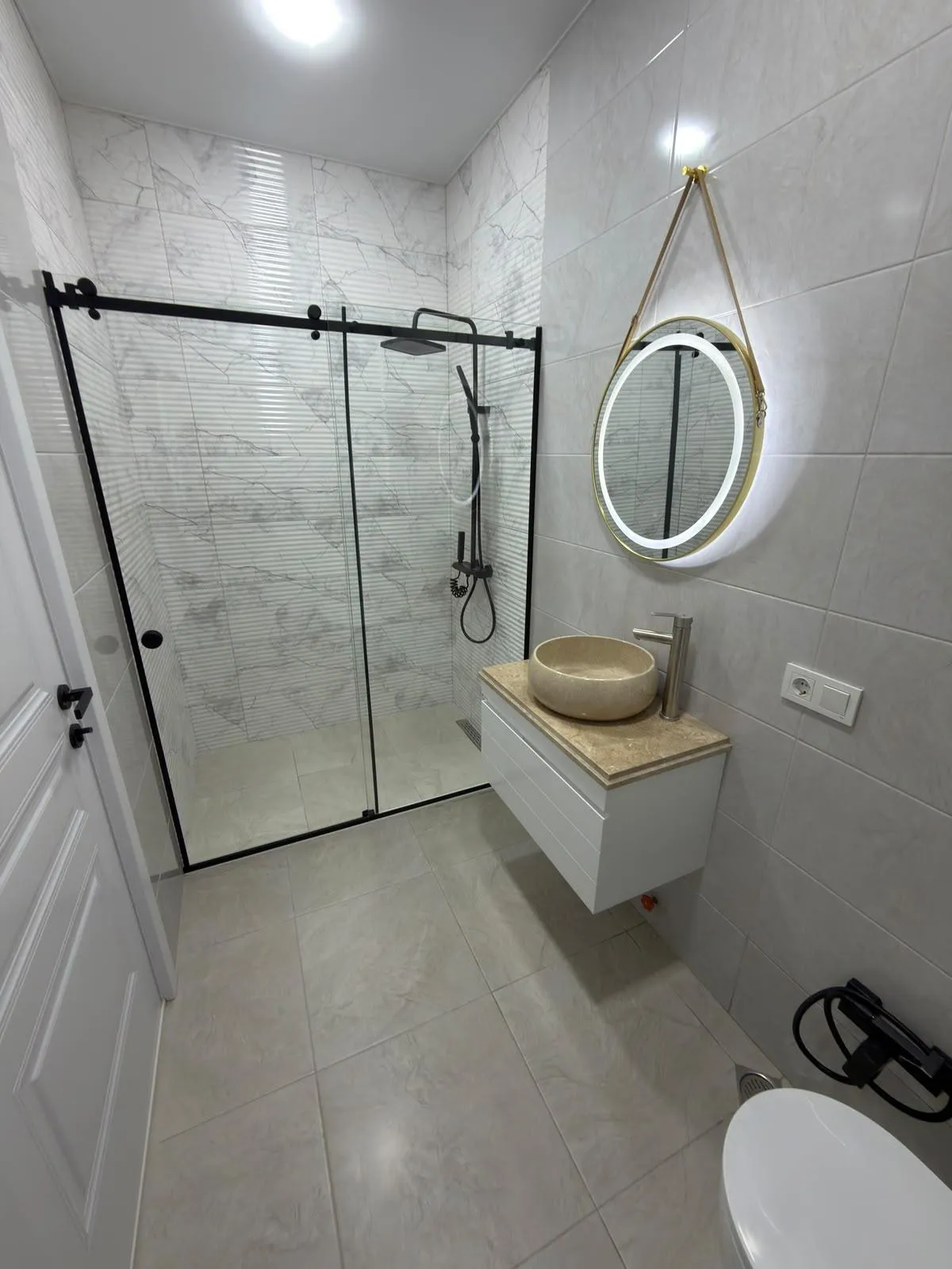 Demetre Tavdadebuli Street · 75 m² · 9