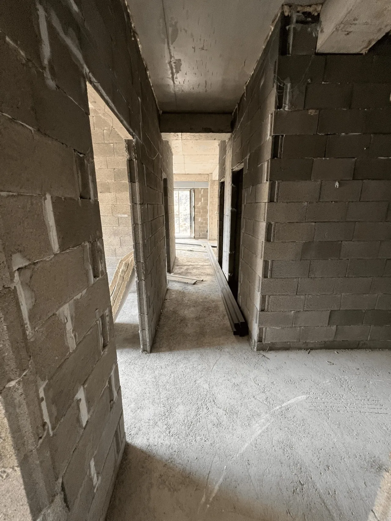 Universiteti St, 24, Giorgi Danelia St, 2, 4, 6, 8 · 127 m² · 11