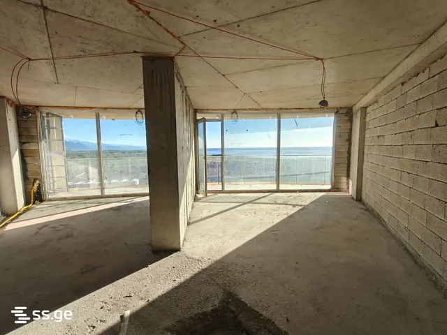 2-room, 61 m² · 11/18 floor