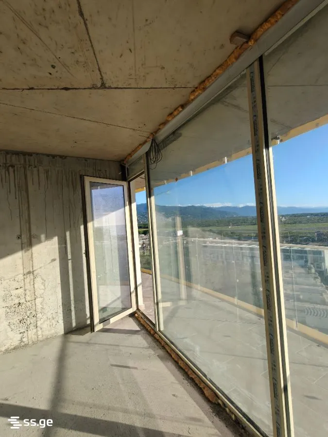 2 room Flat For Sale. Batumi · 3