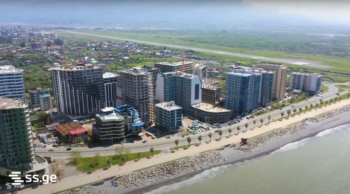 2 room Flat For Sale. Batumi · 11/11