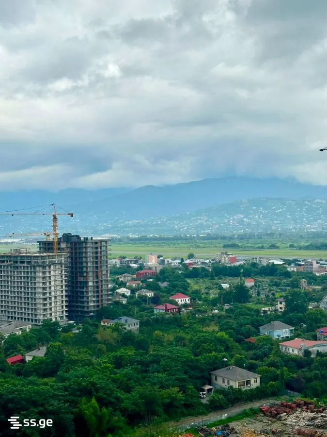 3 room Flat For Sale. Batumi · 3